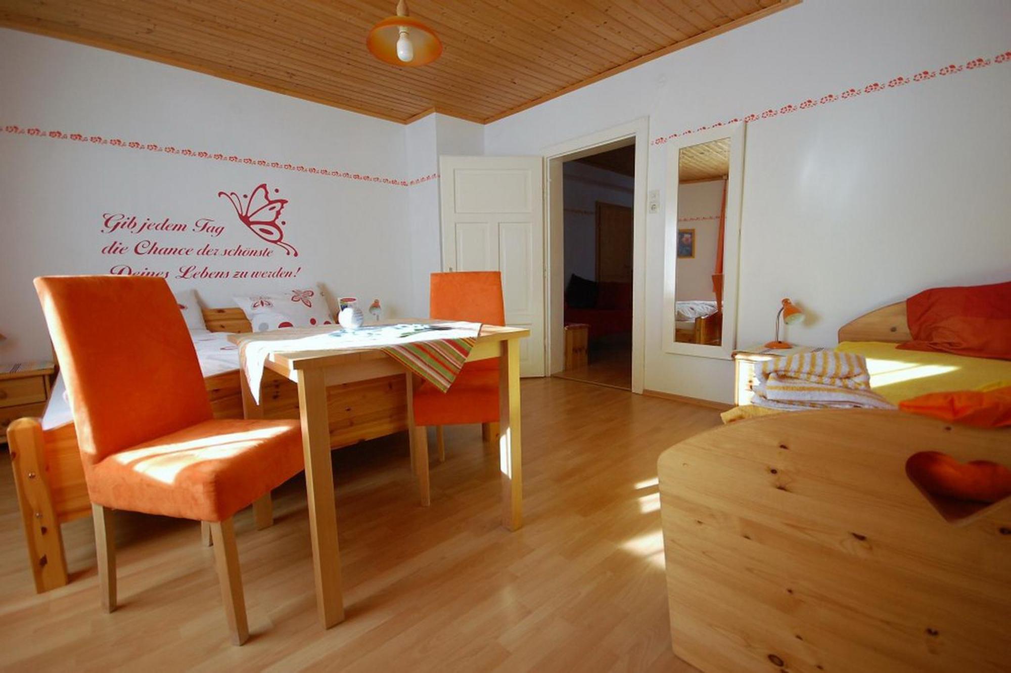 Villa Charming House In Pruggern, Mountain View Extérieur photo