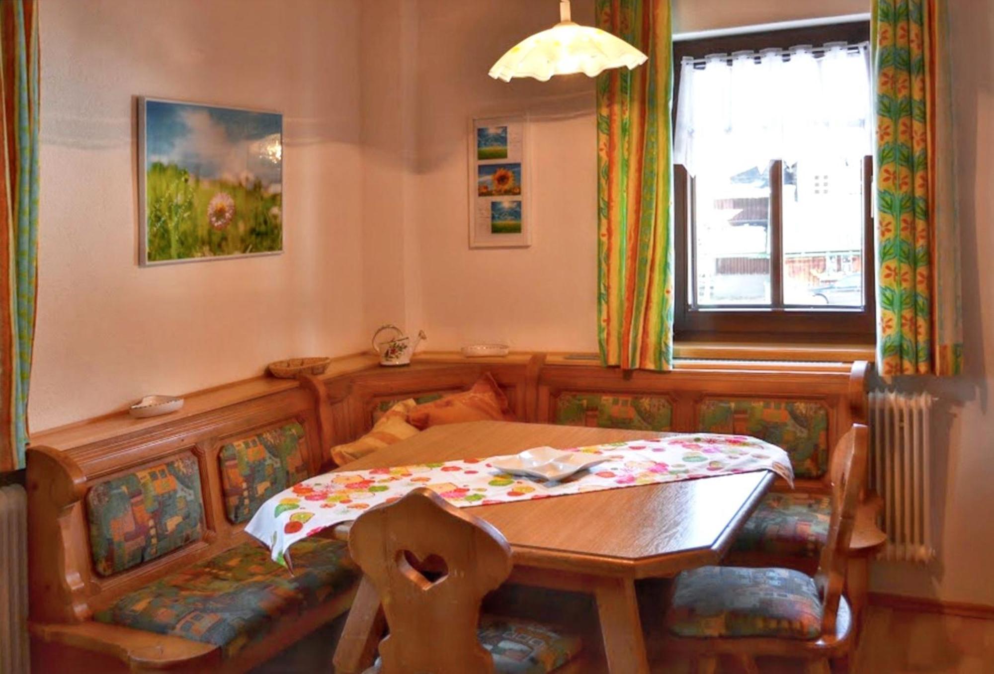 Villa Charming House In Pruggern, Mountain View Extérieur photo